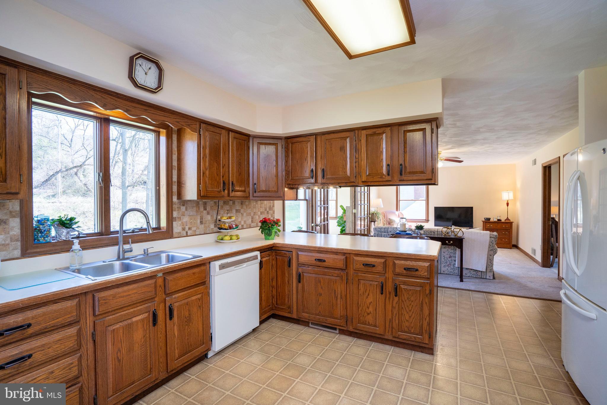 WALNUT GROVE - Residential