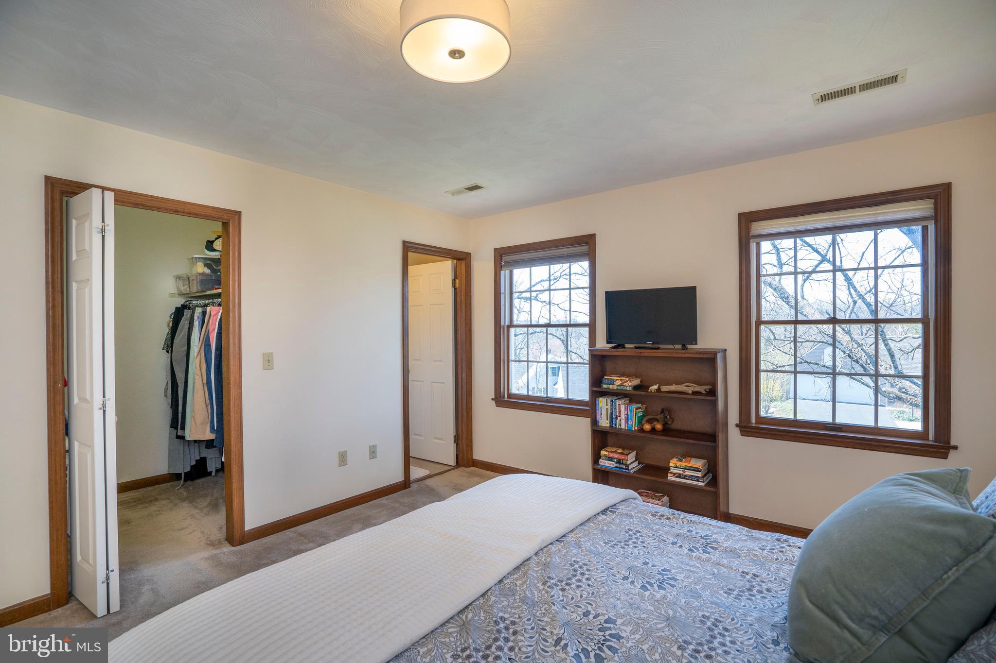 WALNUT GROVE - Residential