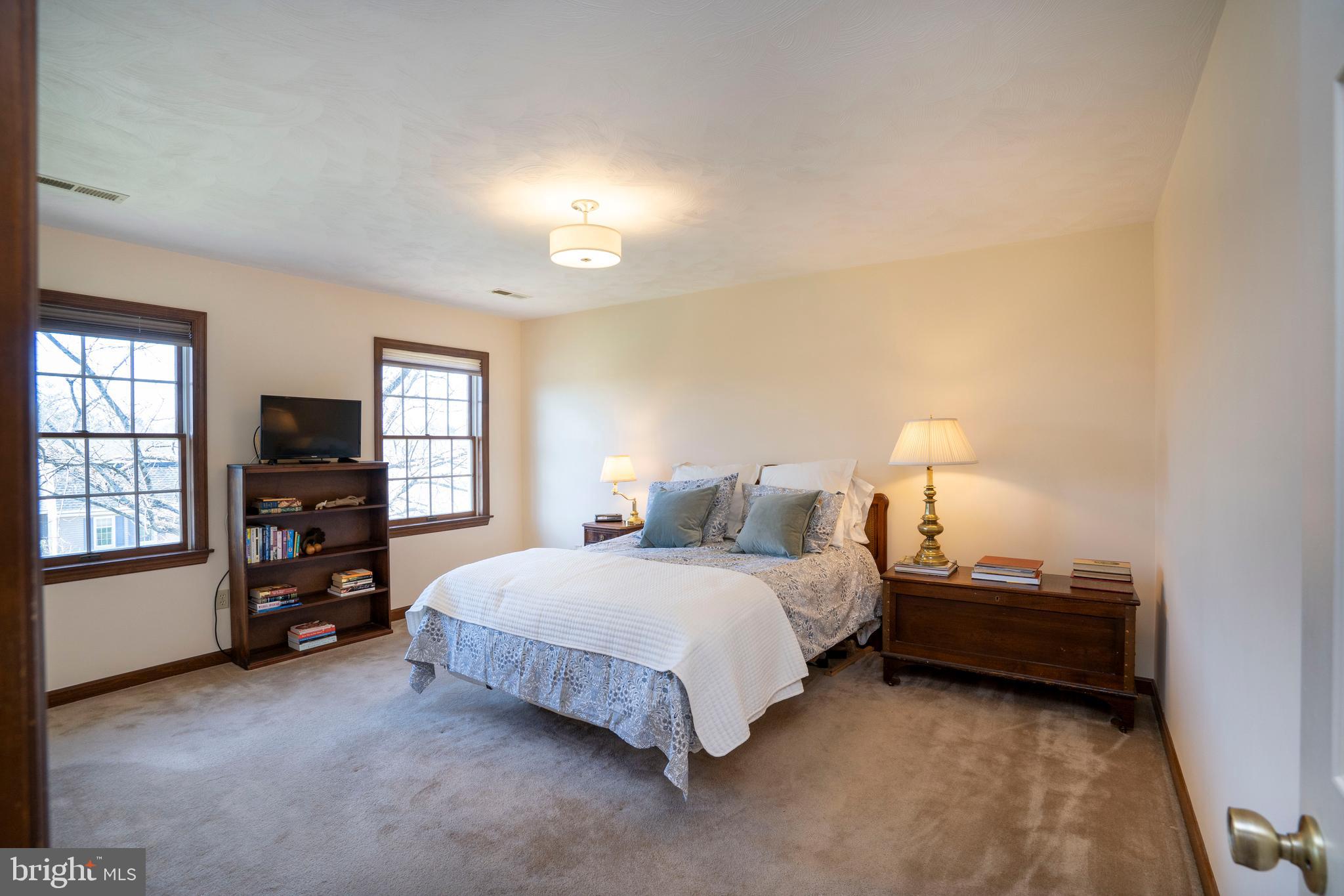 WALNUT GROVE - Residential