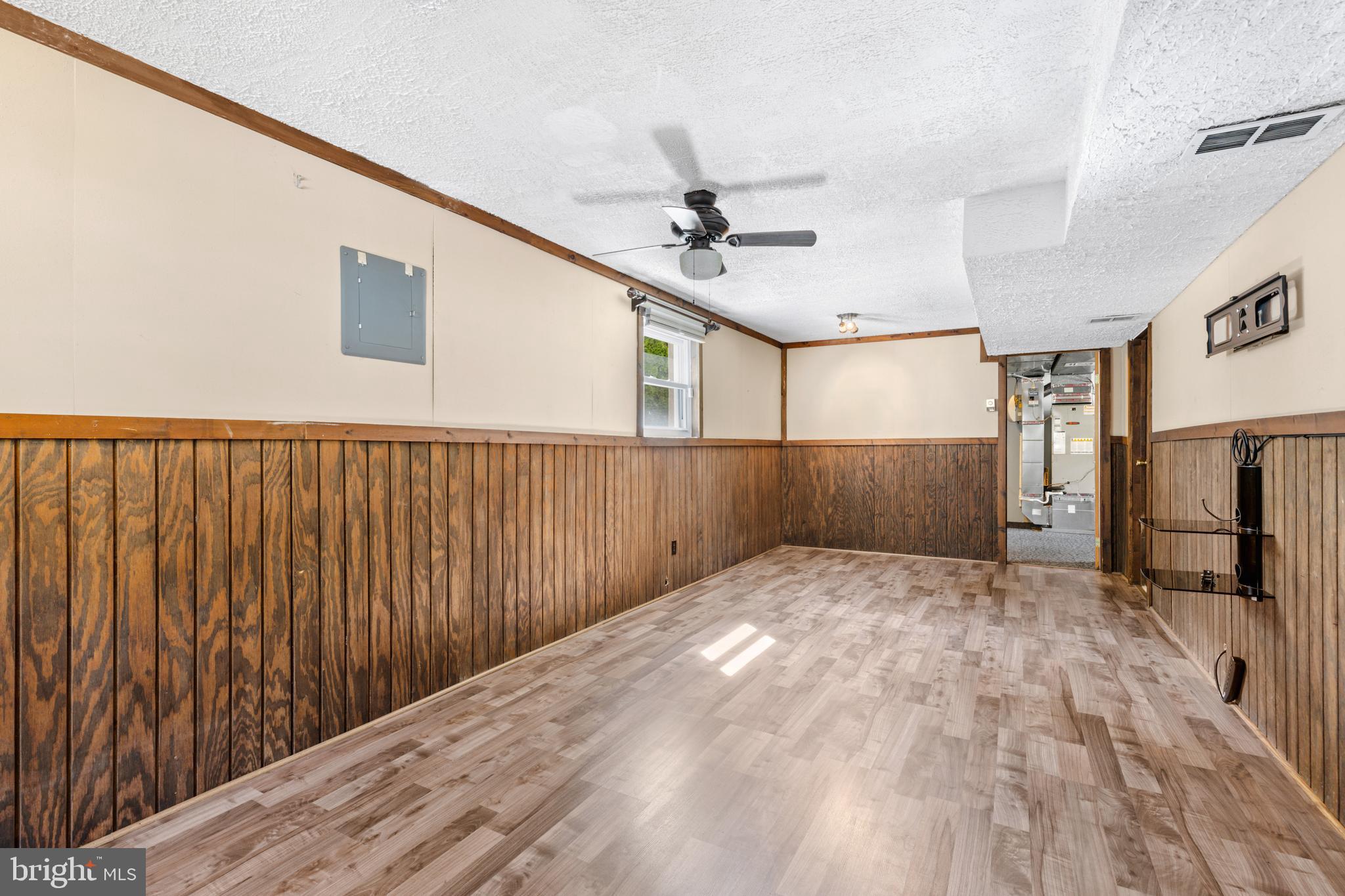 GLEN BURNIE HEIGHTS - Residential