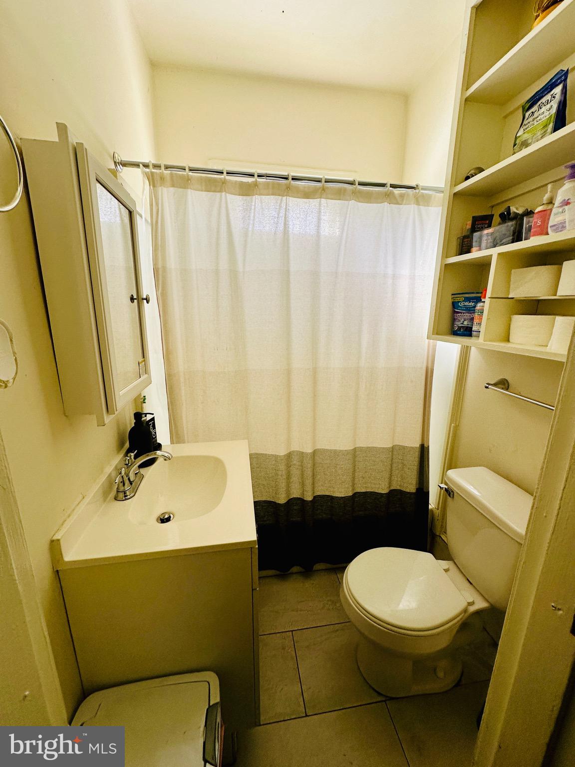 TOWN OF BERRYVILLE - Commercial Sale