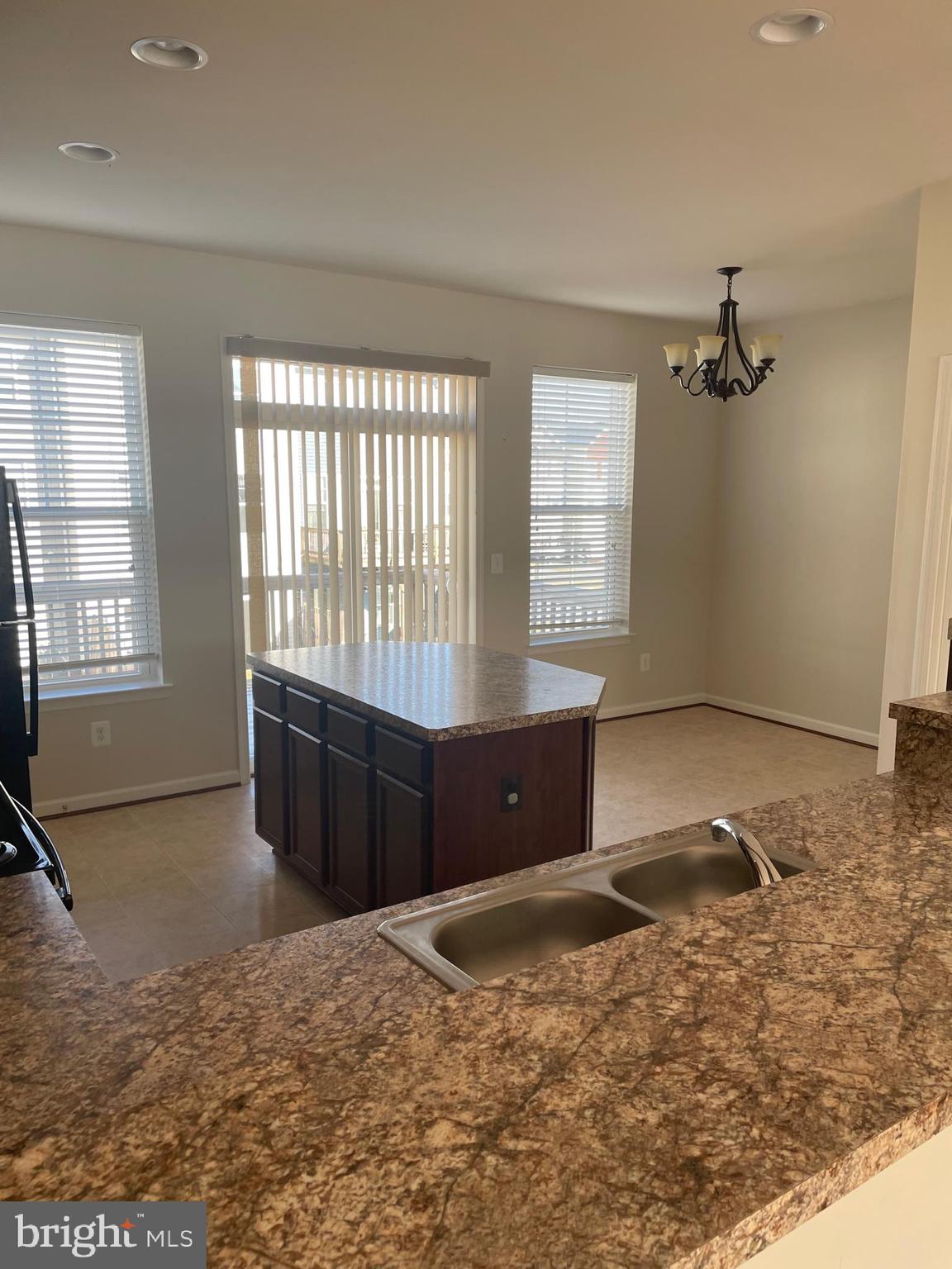 SNOWDEN BRIDGE - Residential Lease