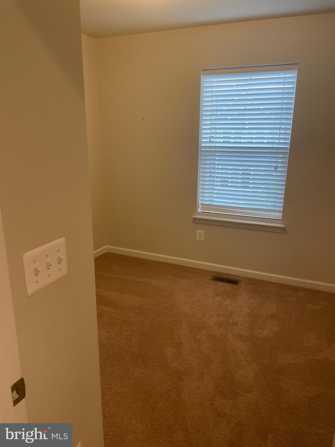 SNOWDEN BRIDGE - Residential Lease