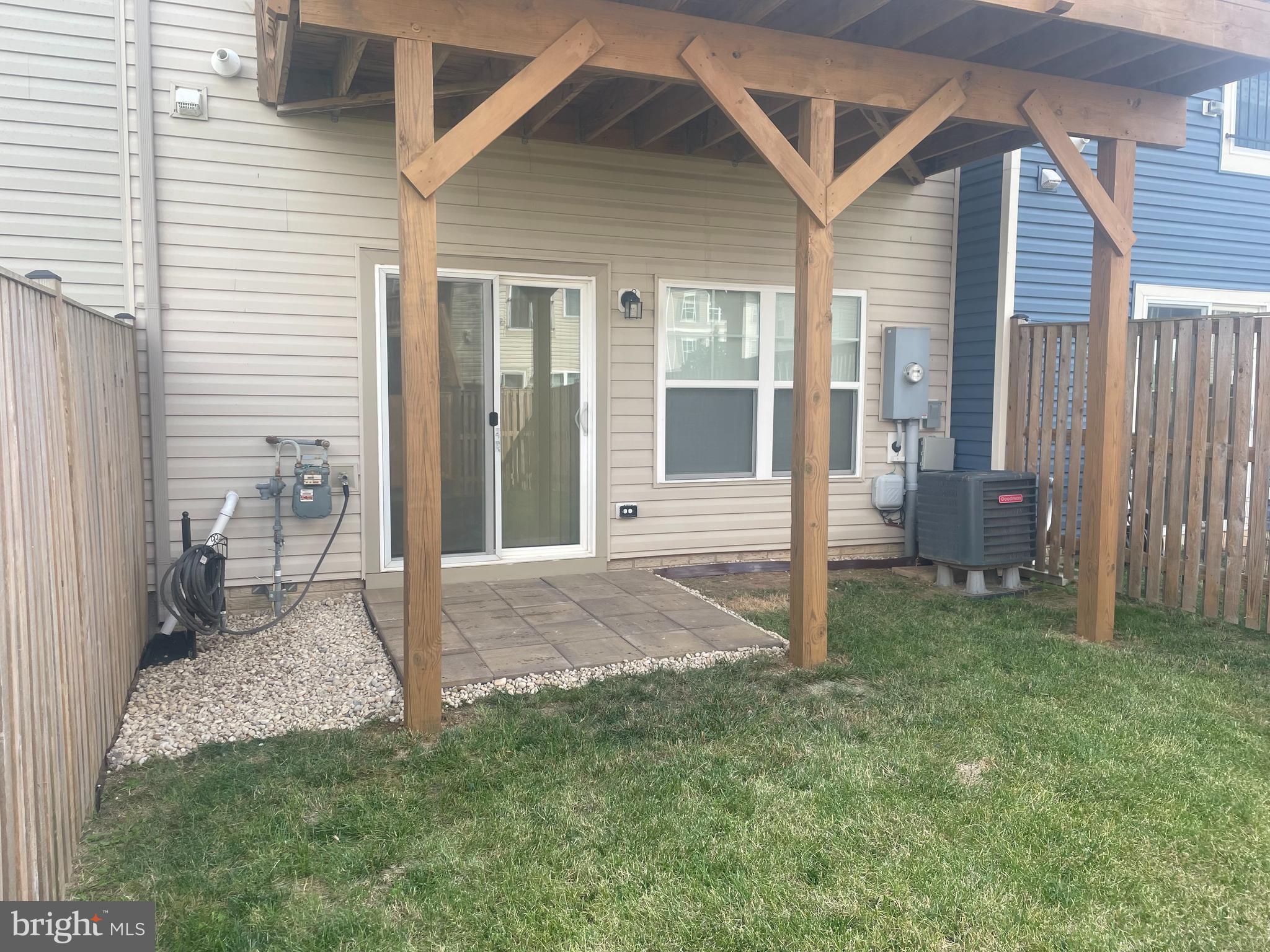 SNOWDEN BRIDGE - Residential Lease