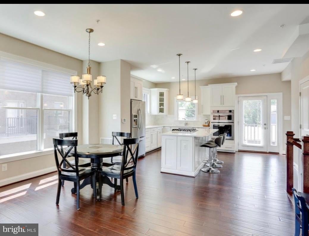 2810 11TH STREET S T001