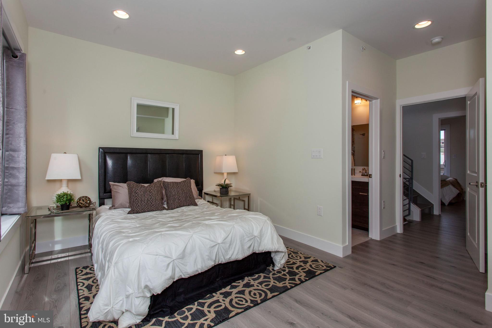 FRANCISVILLE - Commercial Sale