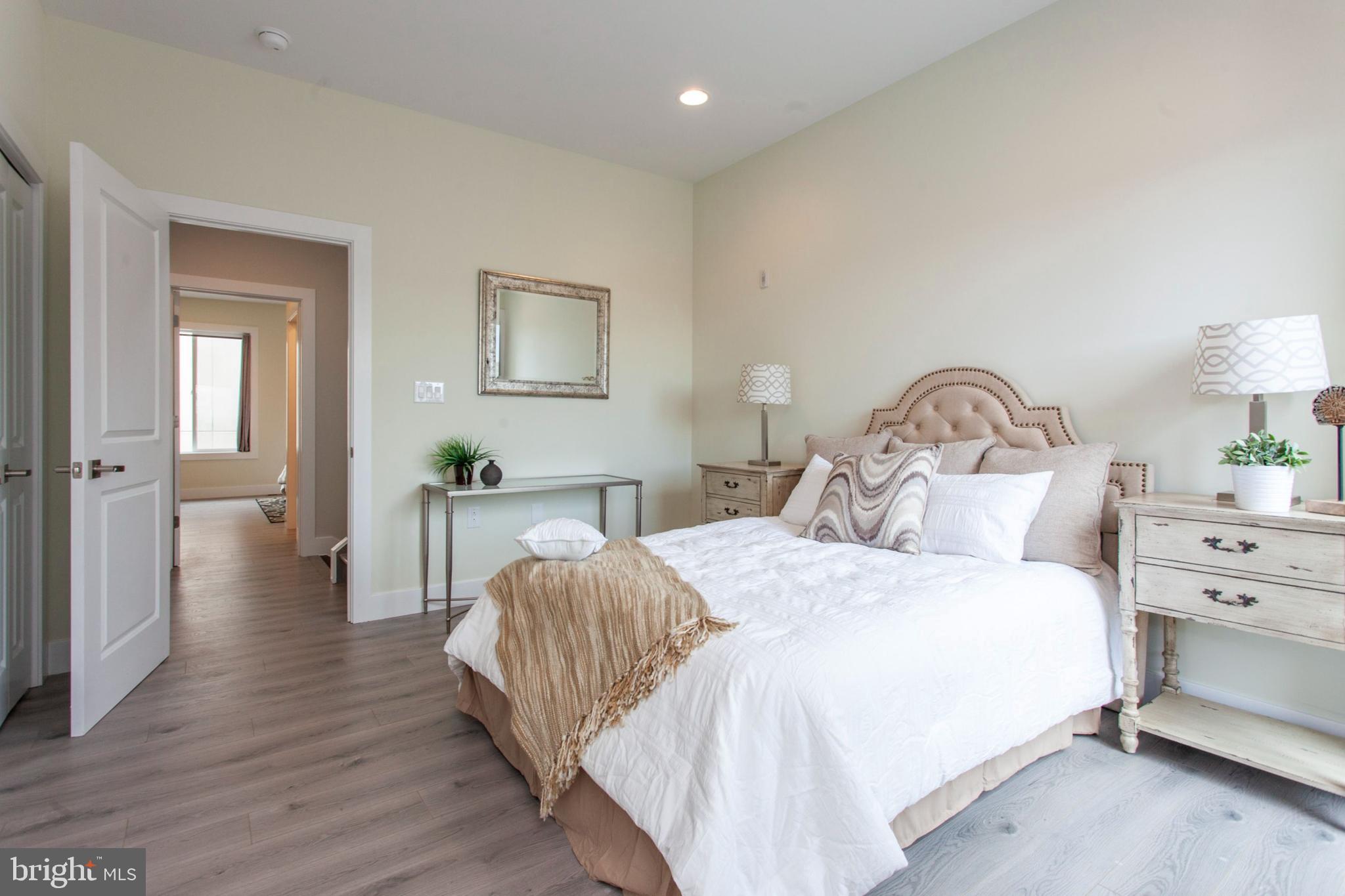 FRANCISVILLE - Commercial Sale