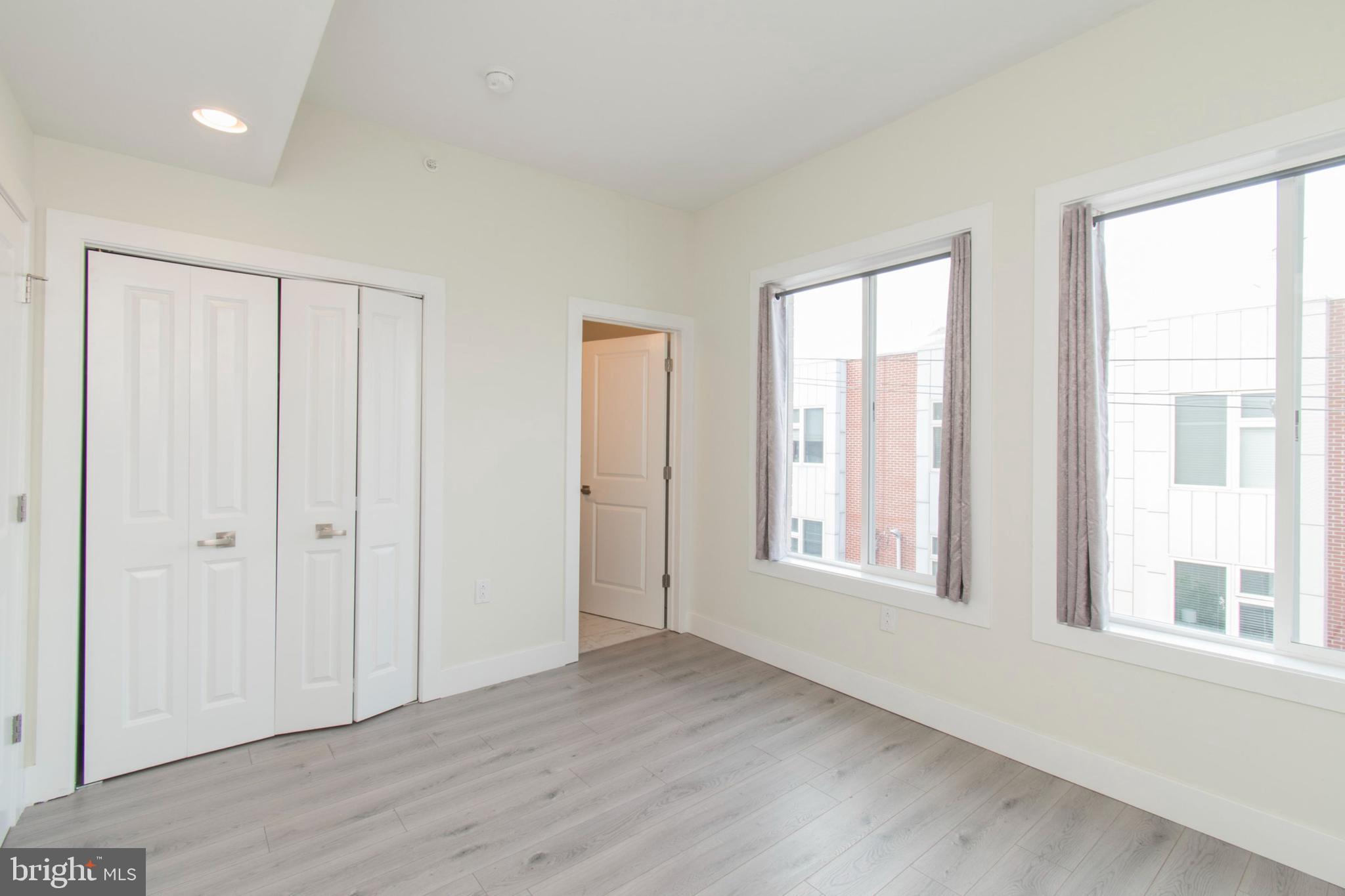 FRANCISVILLE - Commercial Sale