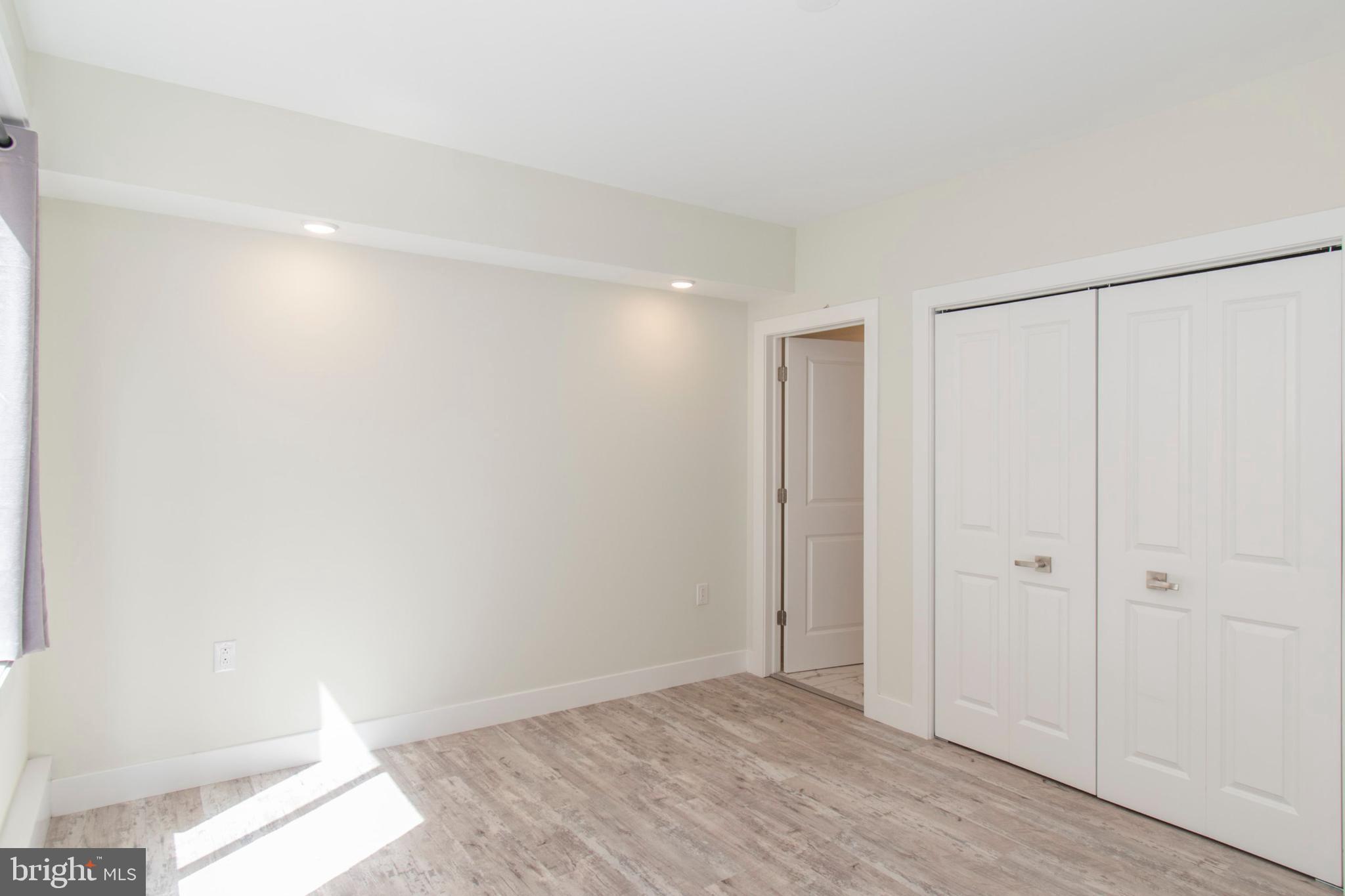 FRANCISVILLE - Commercial Sale