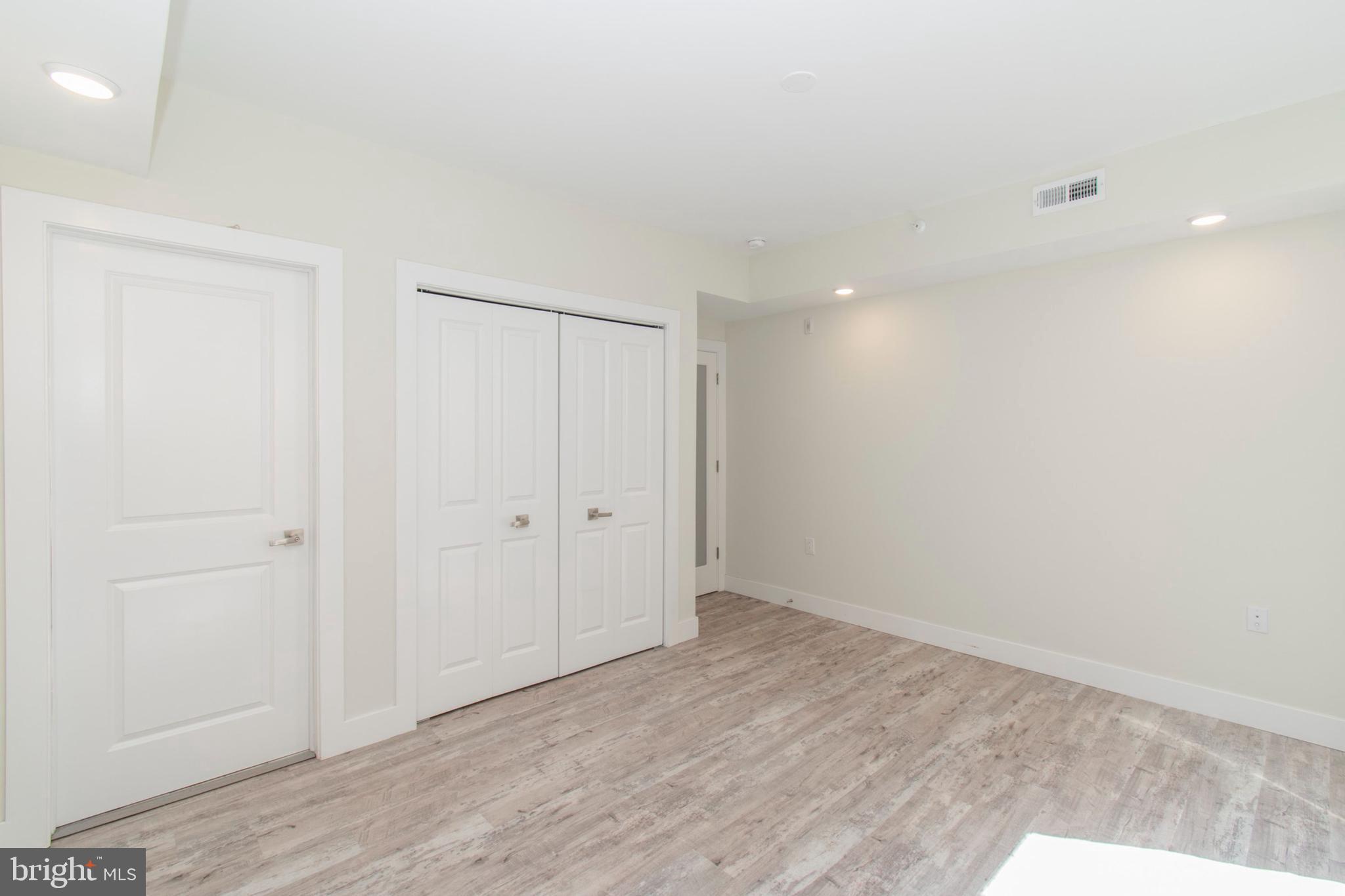 FRANCISVILLE - Commercial Sale