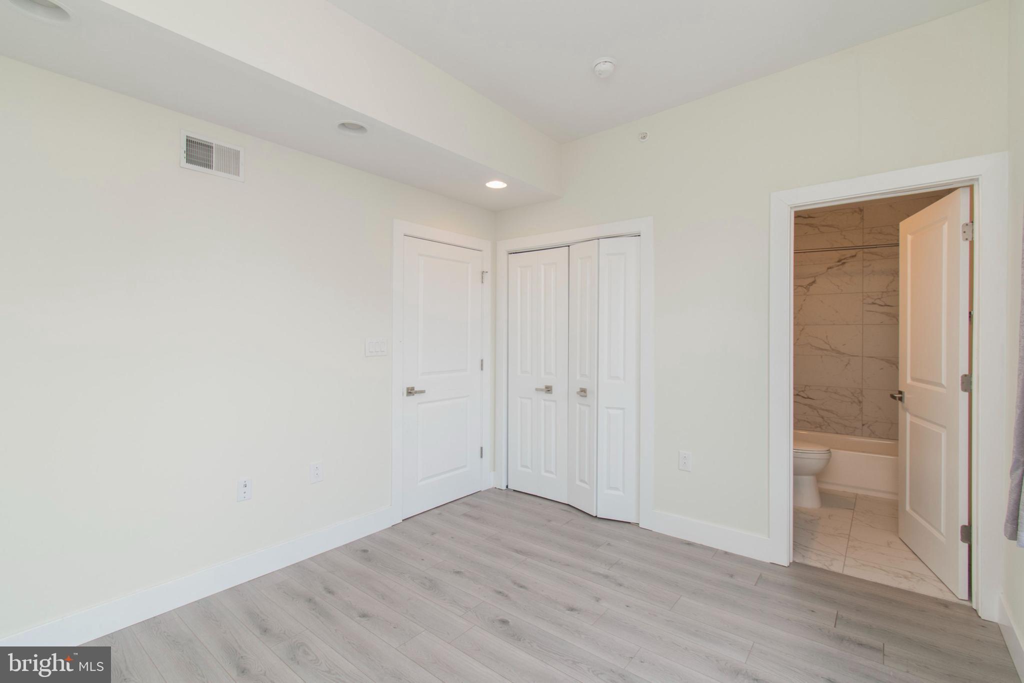 FRANCISVILLE - Commercial Sale