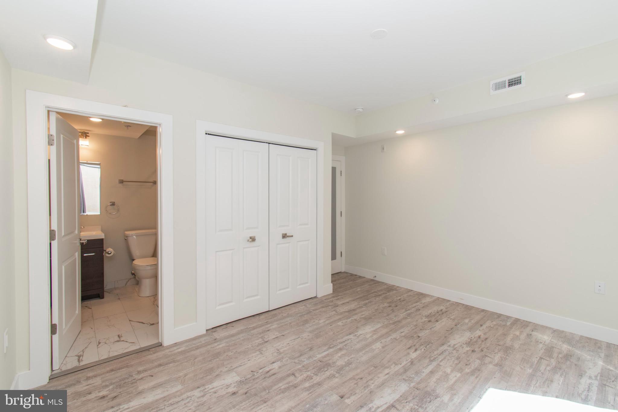 FRANCISVILLE - Commercial Sale