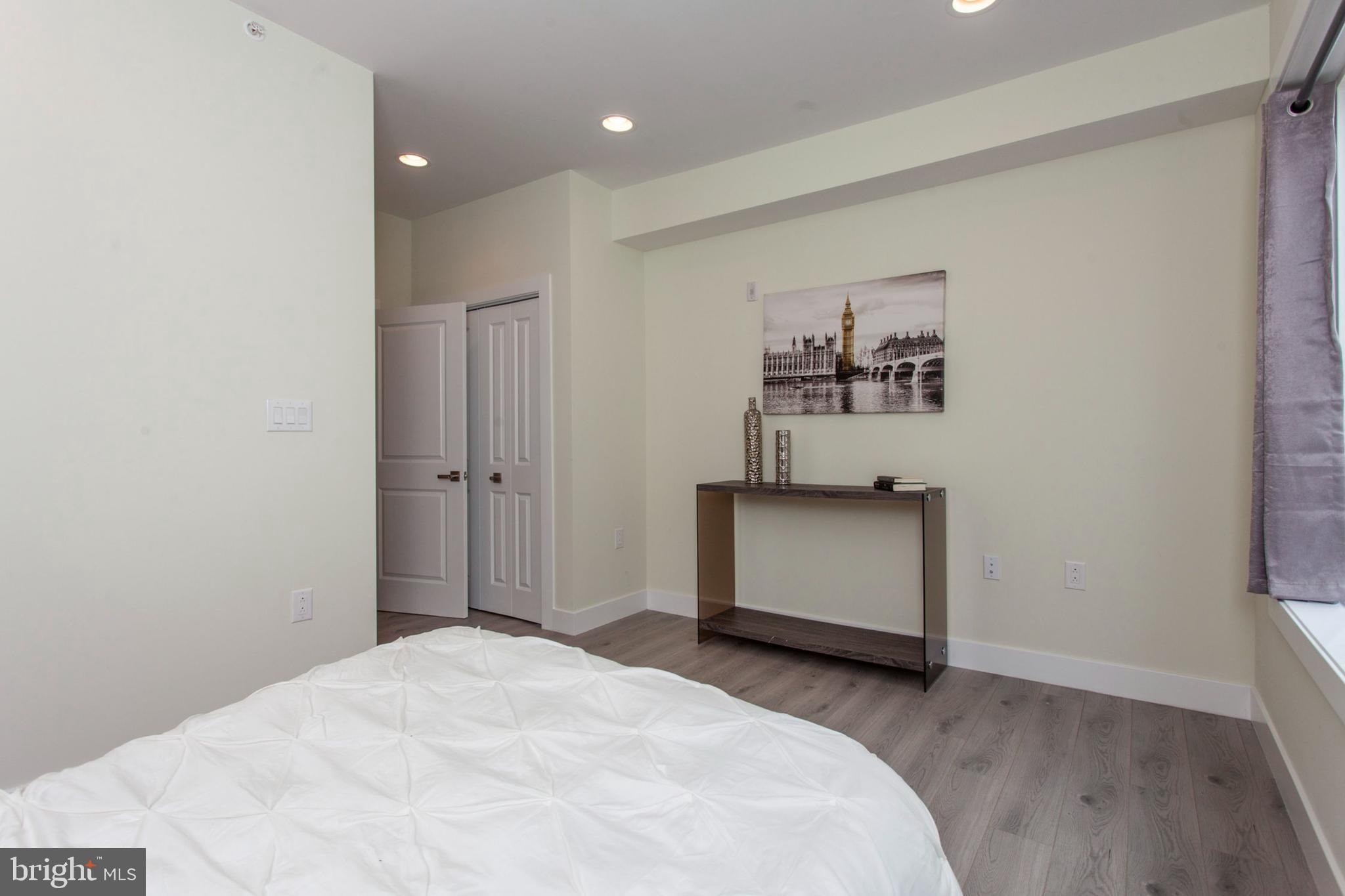 FRANCISVILLE - Commercial Sale