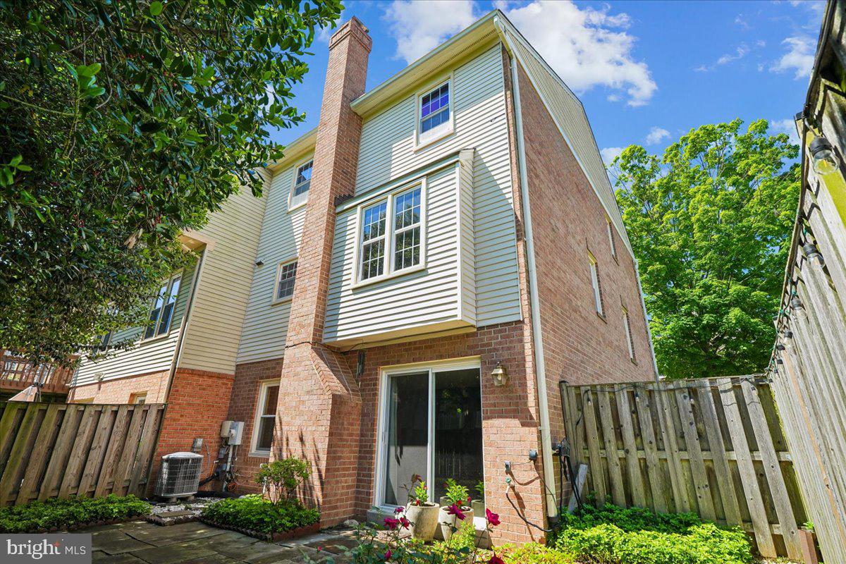 10109 LANGHORNE COURT
