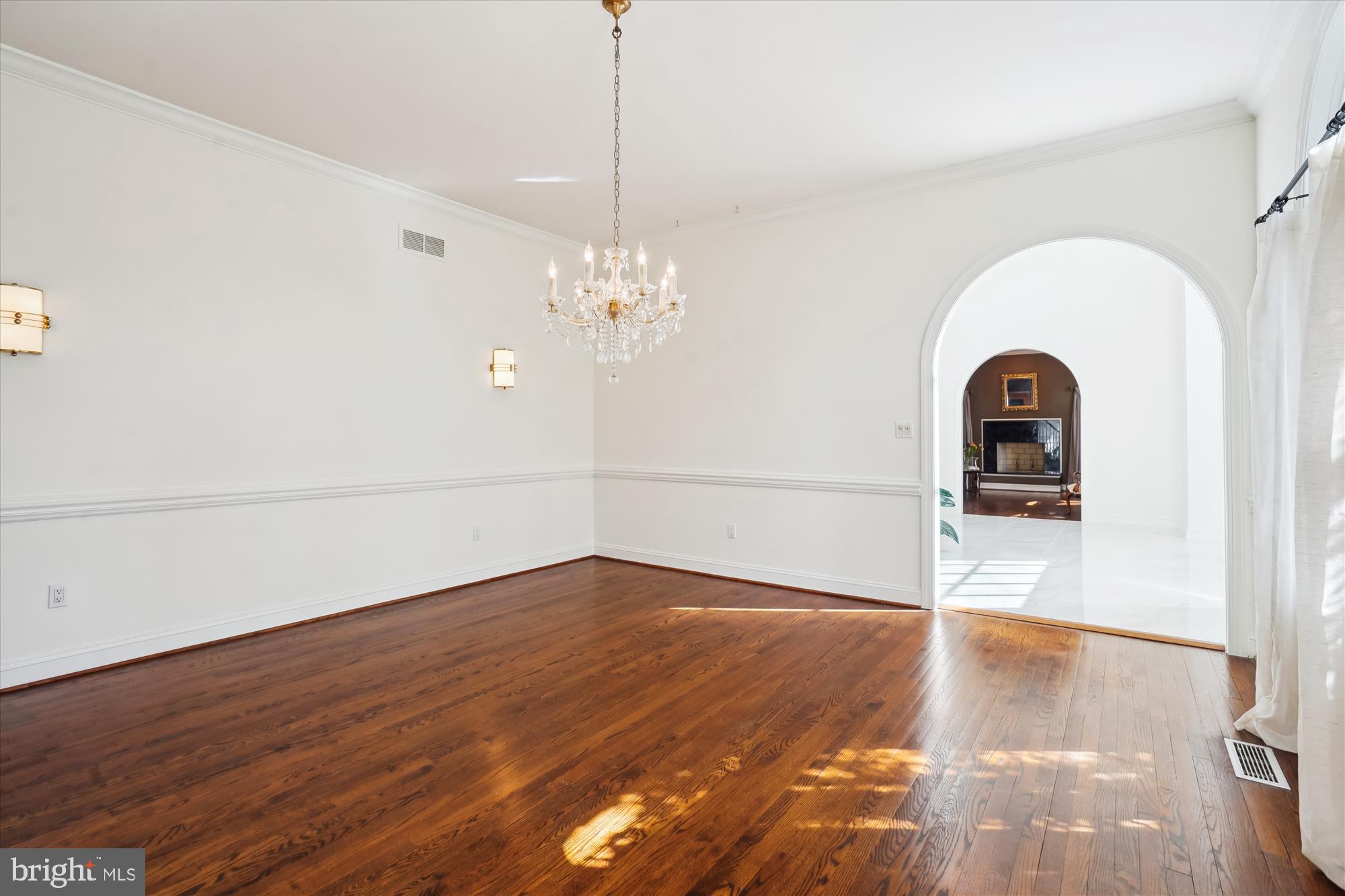 KENTSDALE ESTATES - Residential