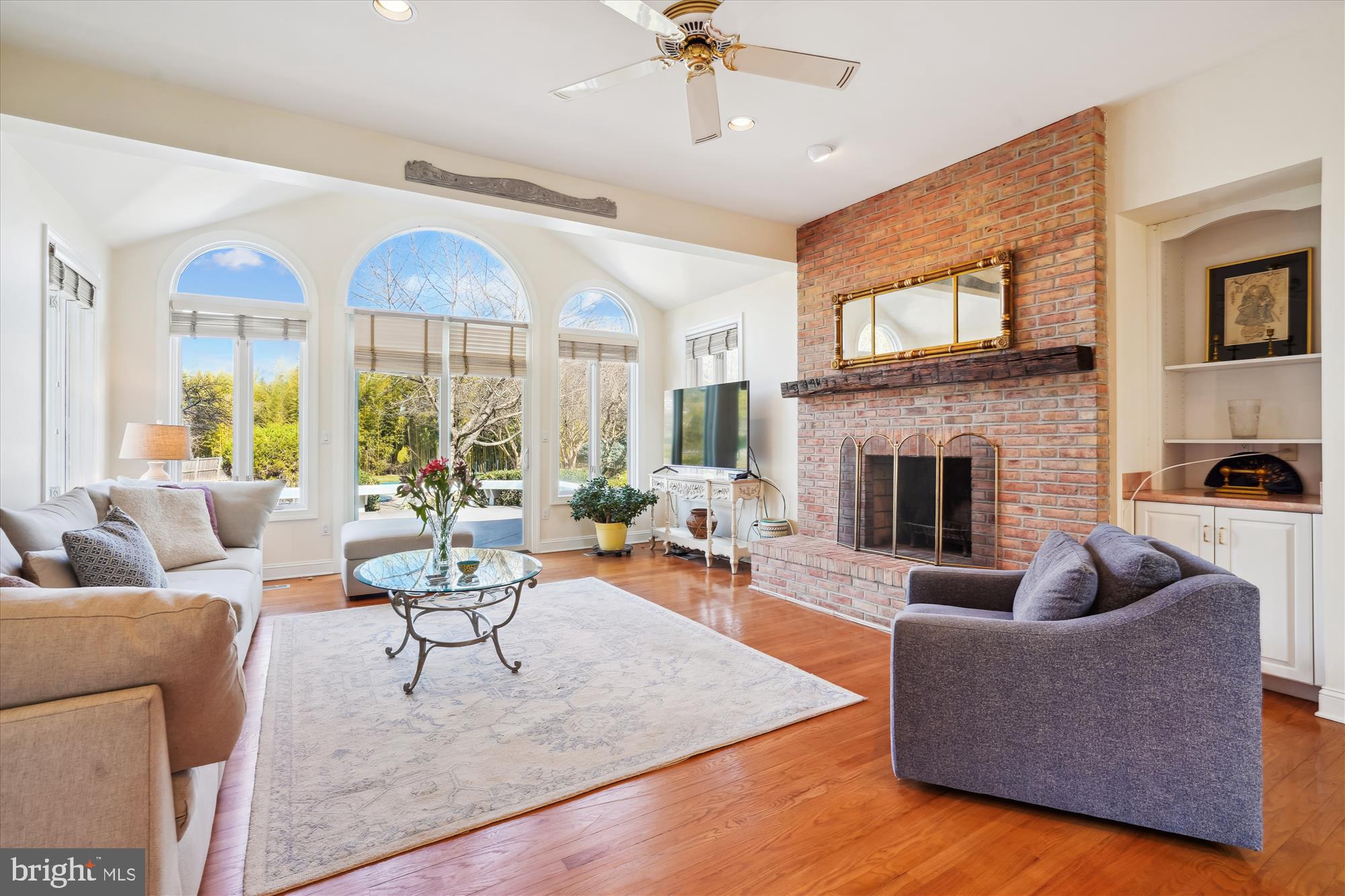 KENTSDALE ESTATES - Residential