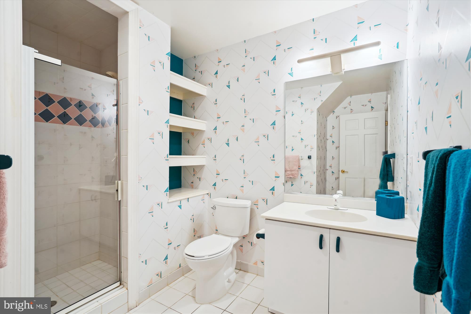 KENTSDALE ESTATES - Residential