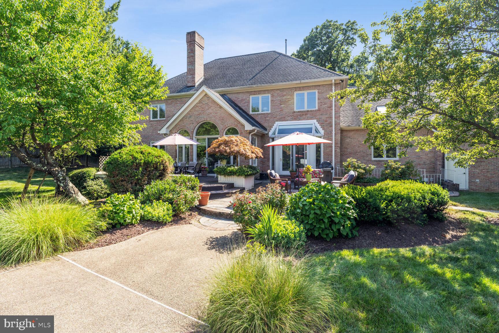 KENTSDALE ESTATES - Residential