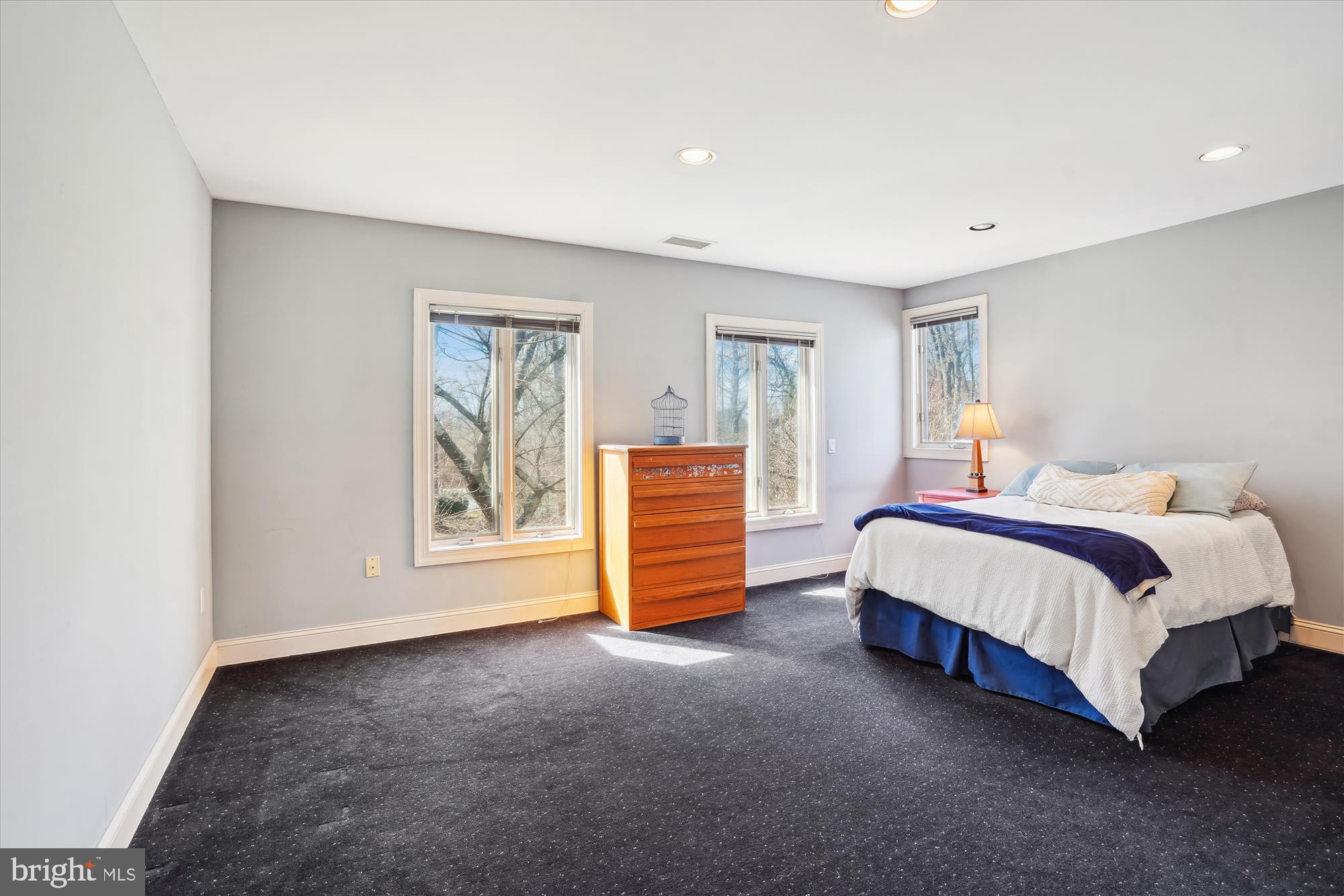 KENTSDALE ESTATES - Residential