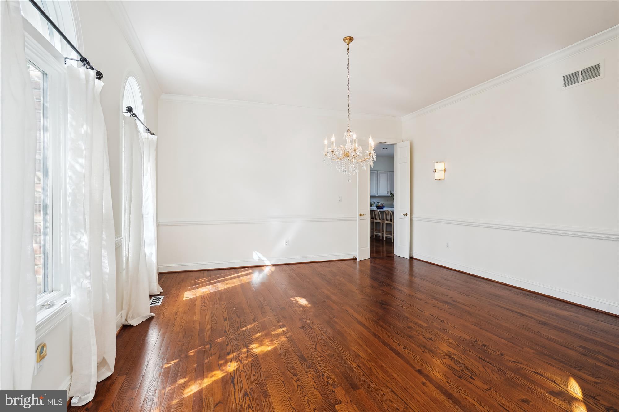 KENTSDALE ESTATES - Residential