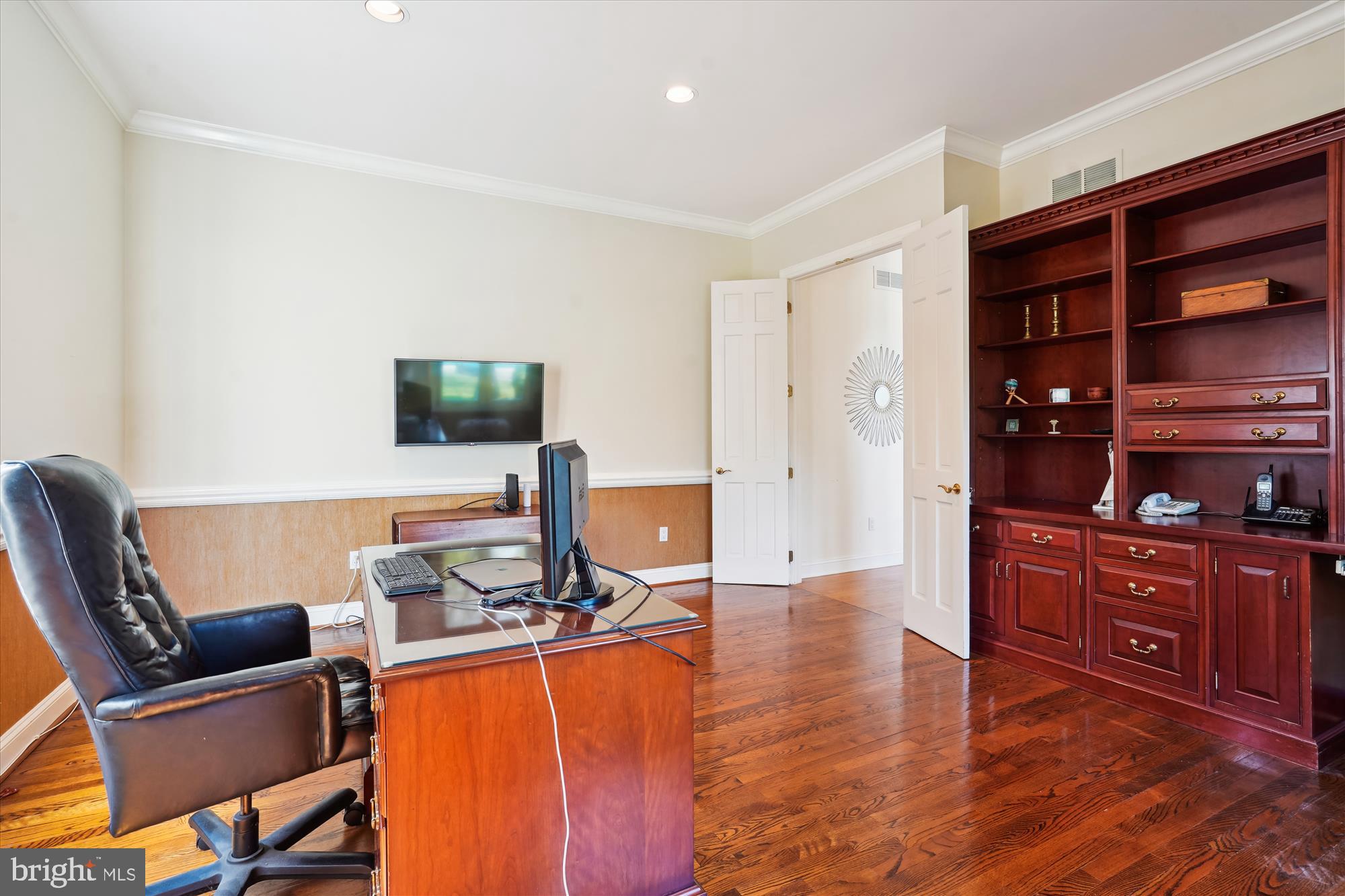 KENTSDALE ESTATES - Residential