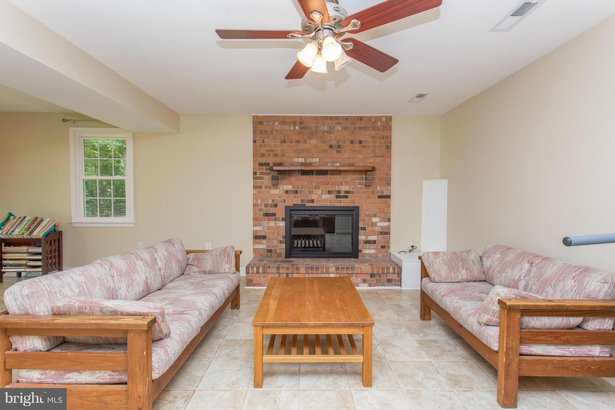 HOLLEYBROOKE - Residential