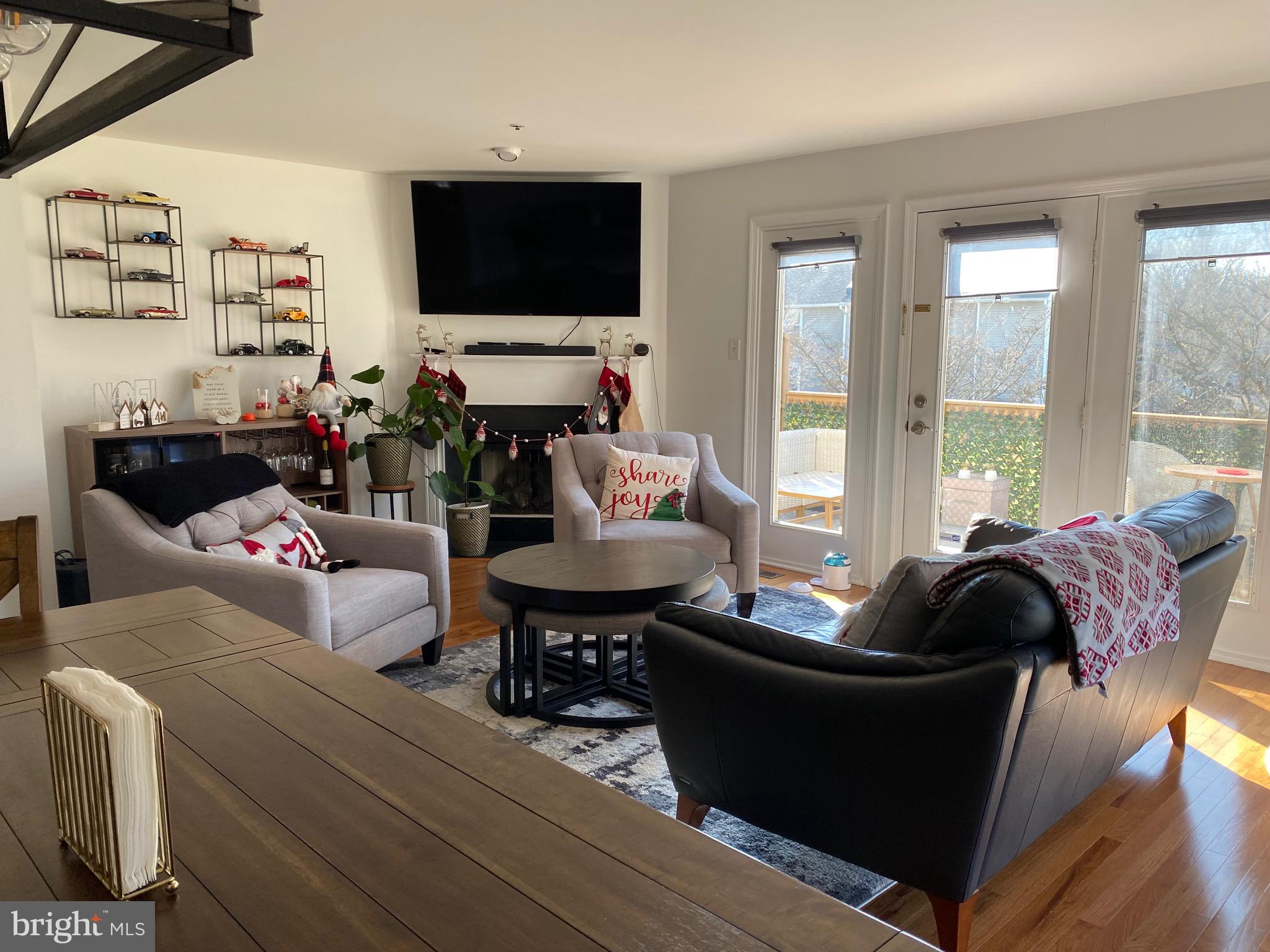 EXTON STATION - Residential Lease