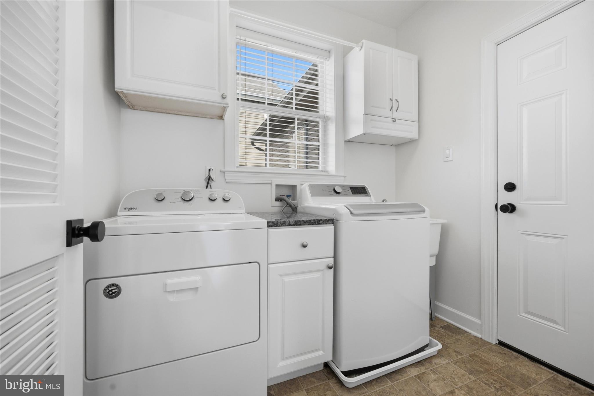 WINDSOR SQUARE - Residential