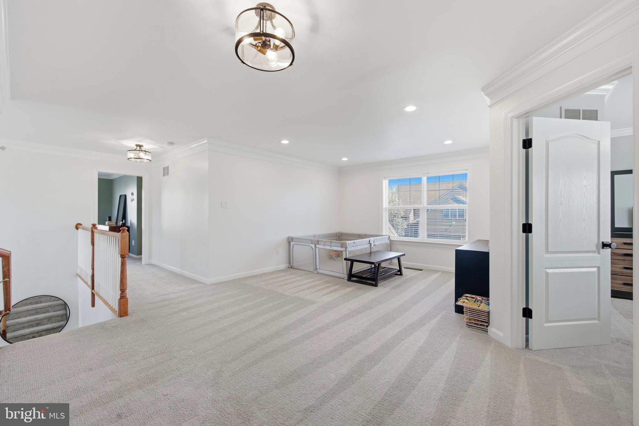 WINDSOR SQUARE - Residential