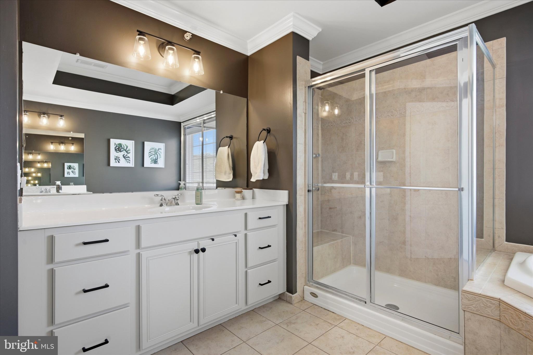 WINDSOR SQUARE - Residential