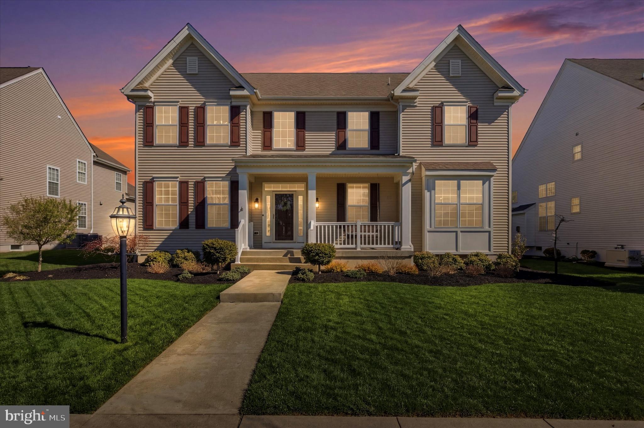 WINDSOR SQUARE - Residential