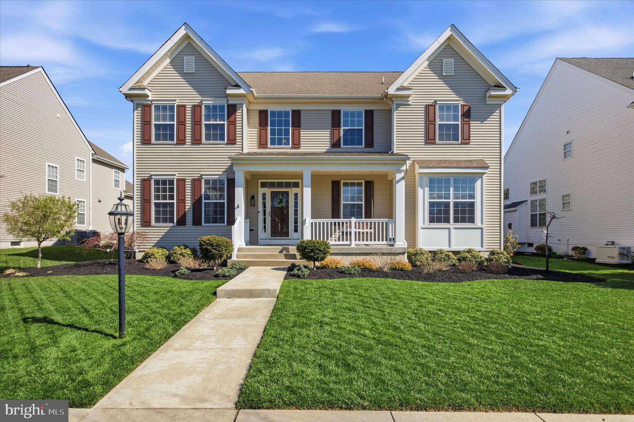 WINDSOR SQUARE - Residential