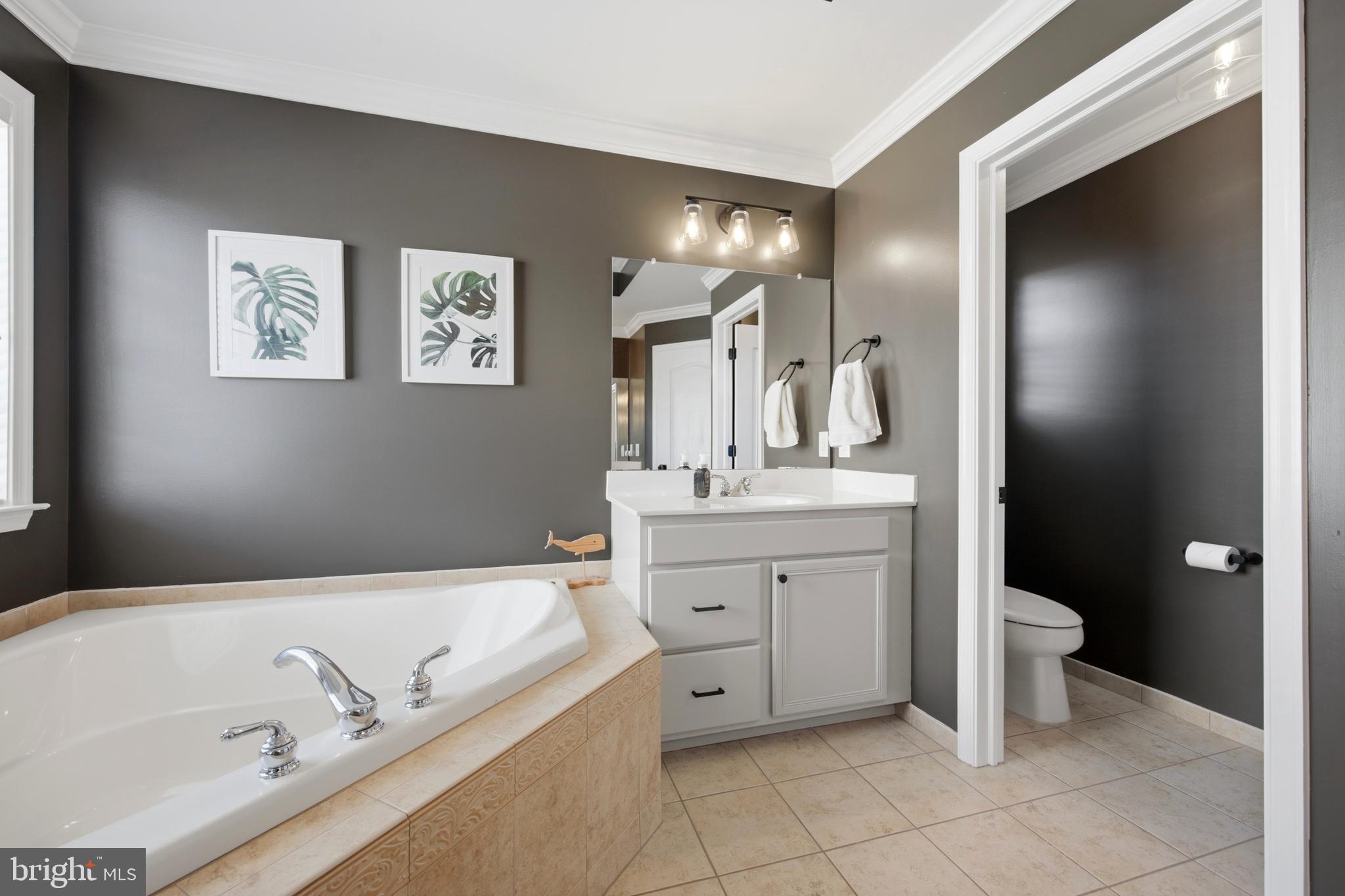 WINDSOR SQUARE - Residential