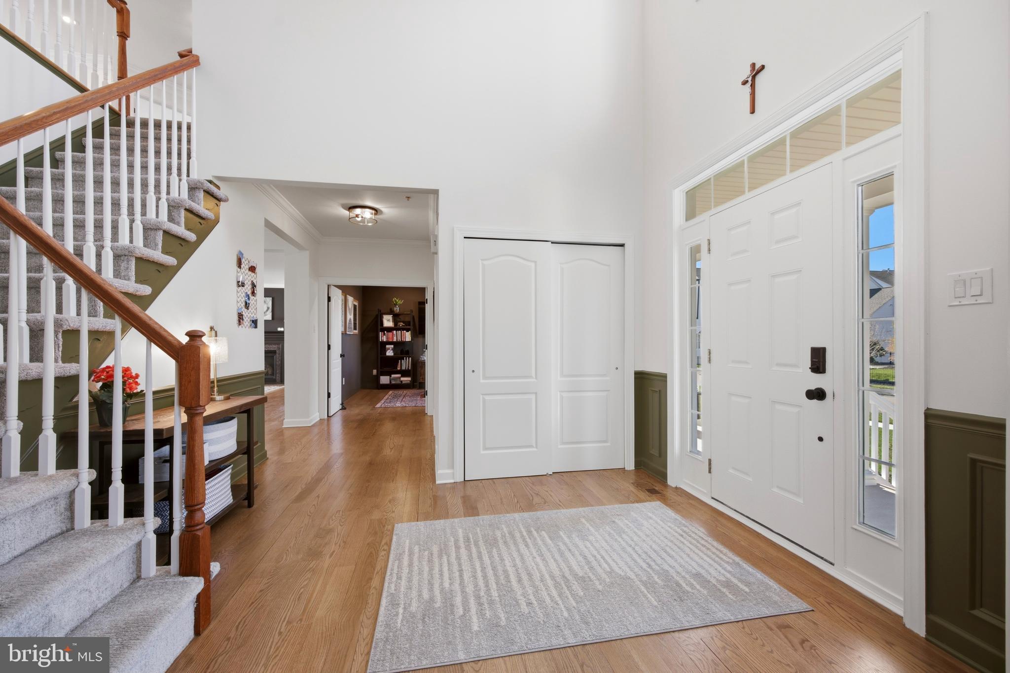 WINDSOR SQUARE - Residential