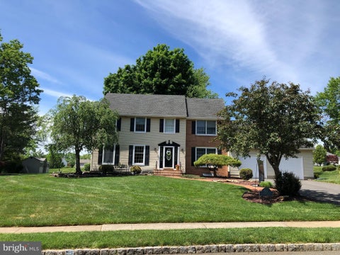 Homes For Sale - 53 Wexford Drive<br/> MONMOUTH JUNCTION, NJ 08852