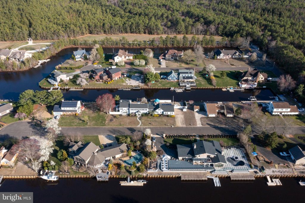listing image 82
