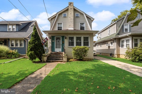 Homes For Sale - 130 Kendall Boulevard<br/> OAKLYN, NJ 08107