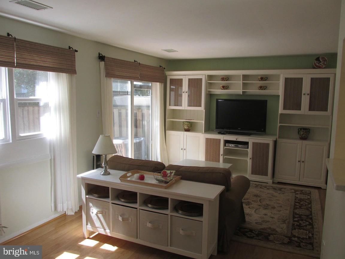 SUGARLAND RUN - Residential