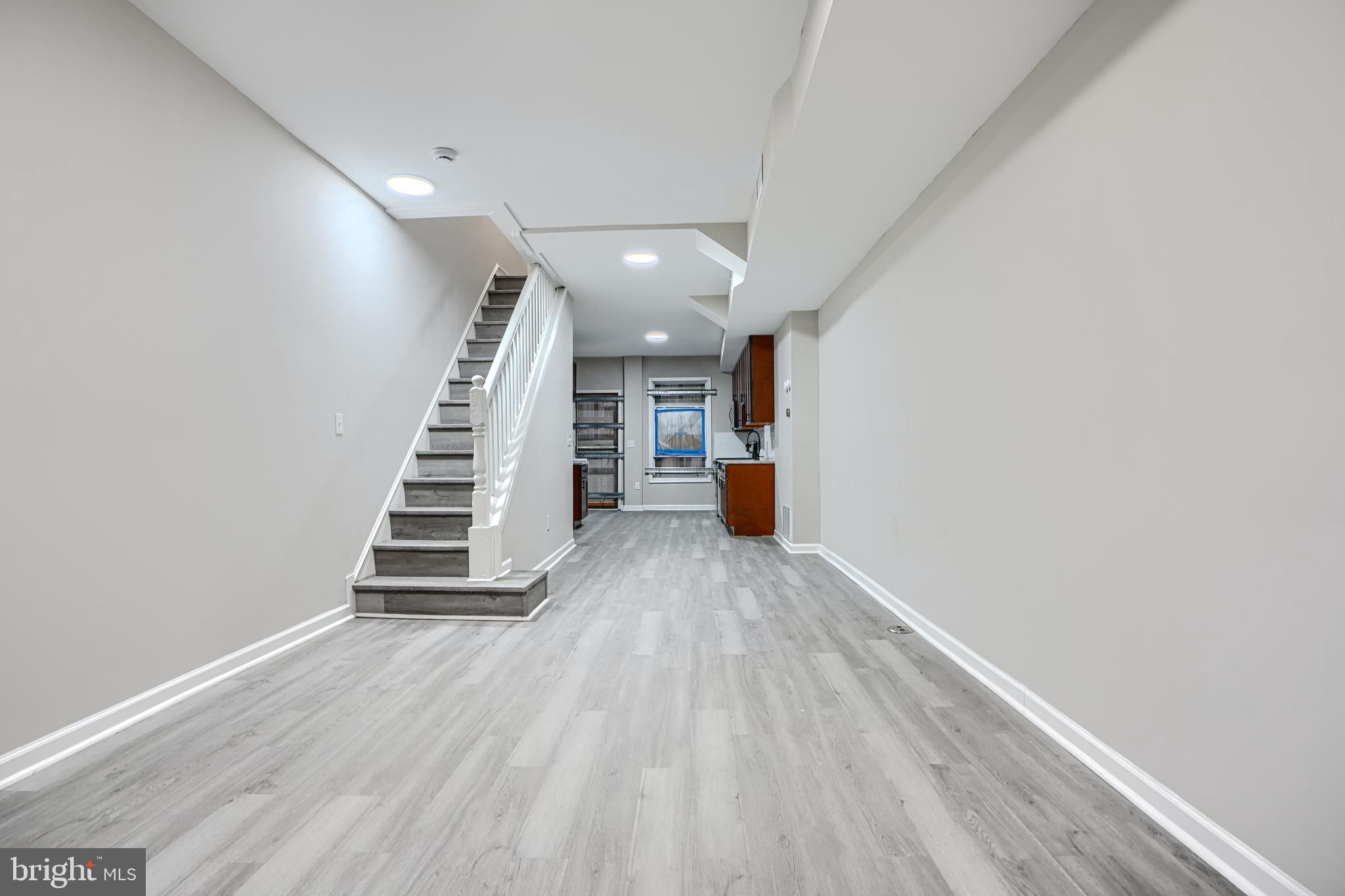 MADISON EASTEND - Residential