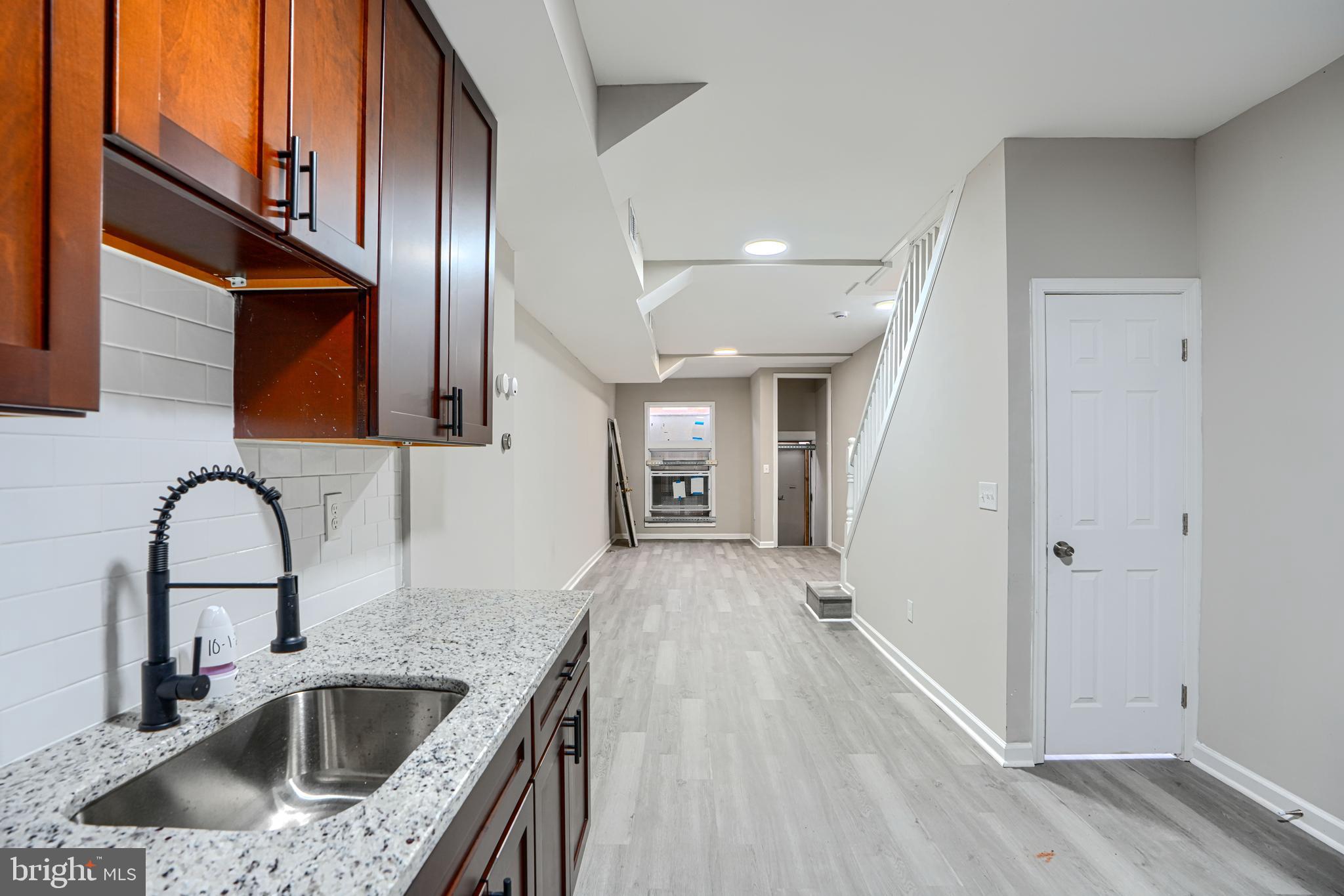 MADISON EASTEND - Residential