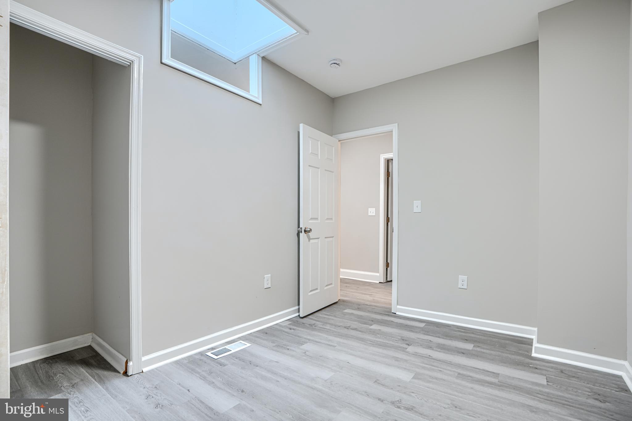 MADISON EASTEND - Residential