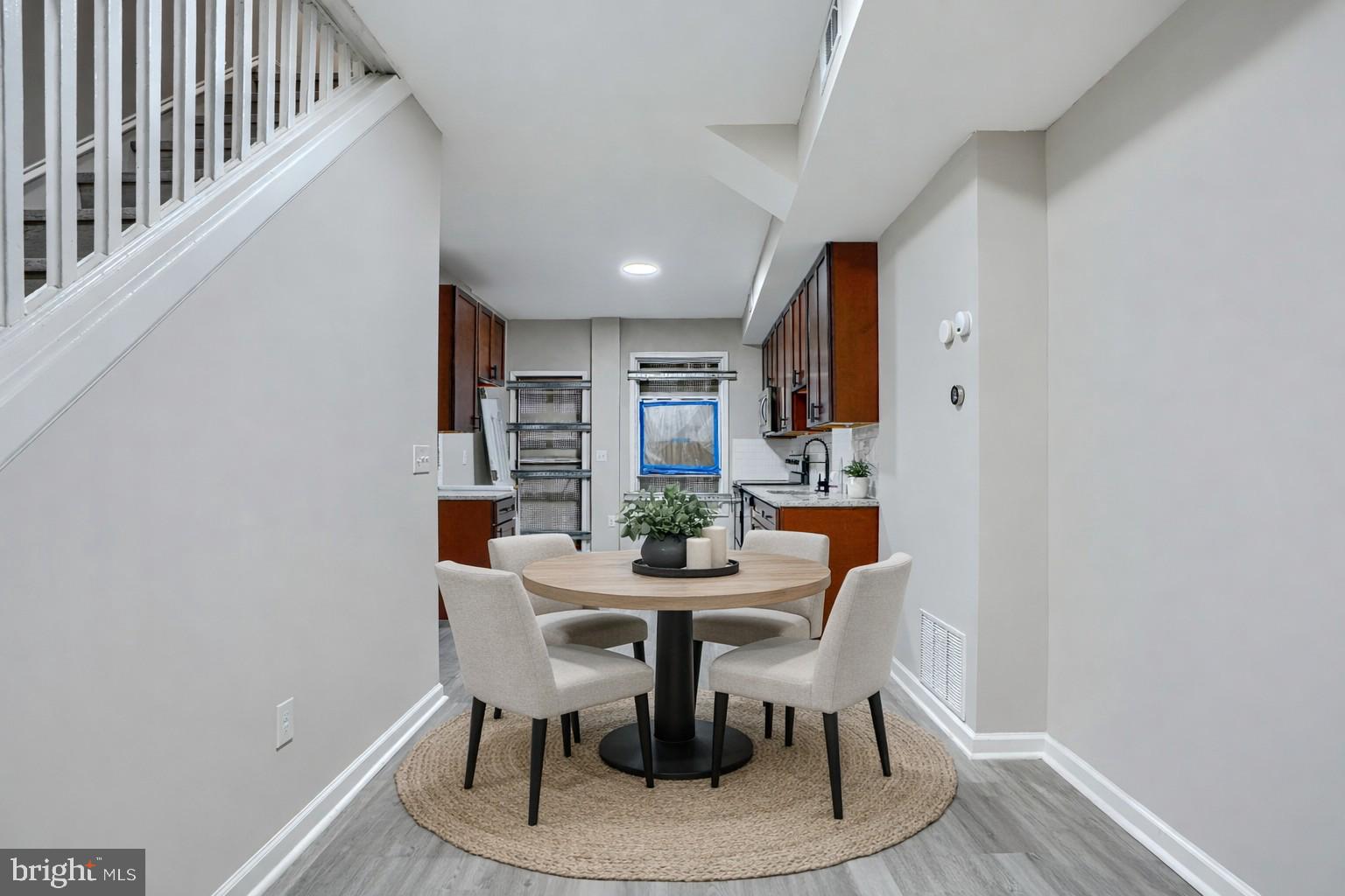 MADISON EASTEND - Residential