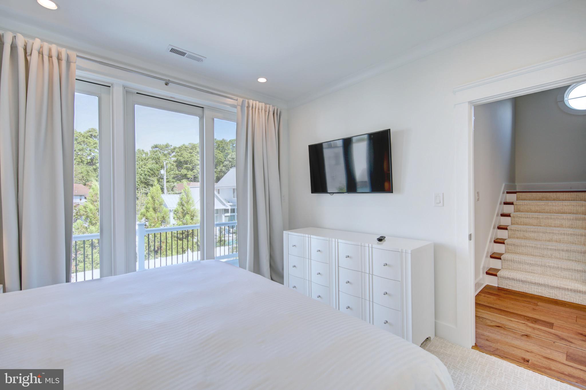 NORTH REHOBOTH - Residential