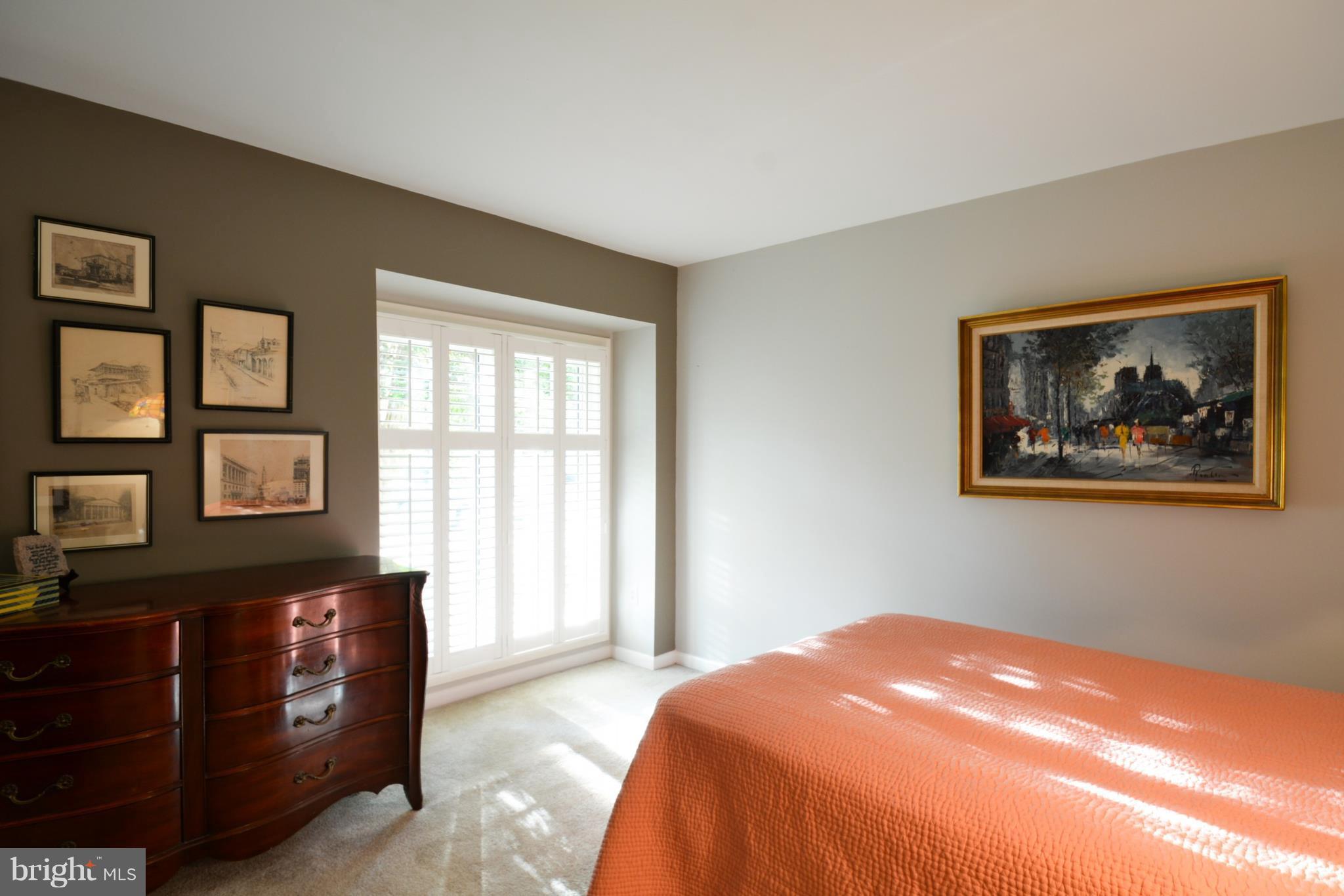 MONTCLAIR - Residential