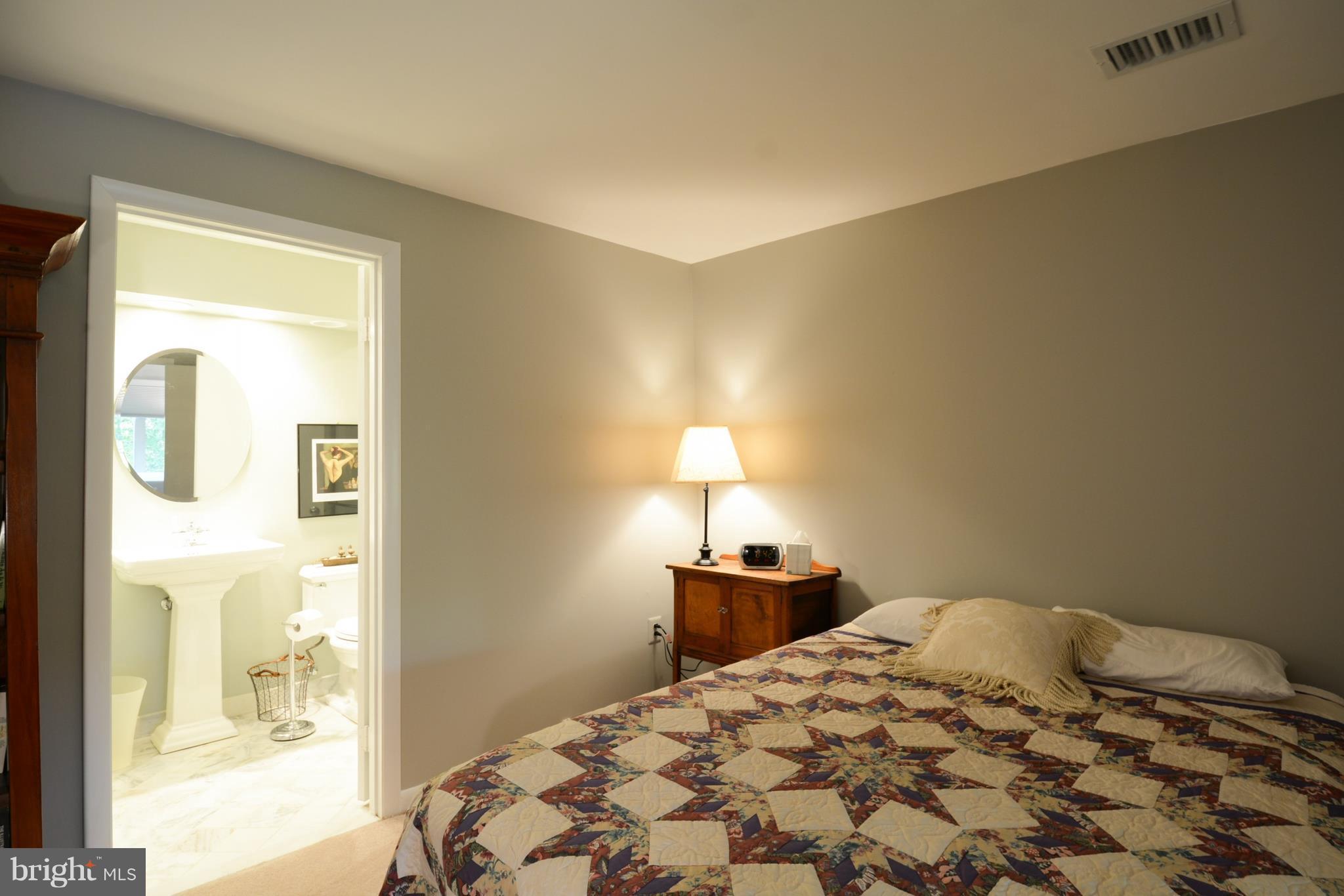 MONTCLAIR - Residential