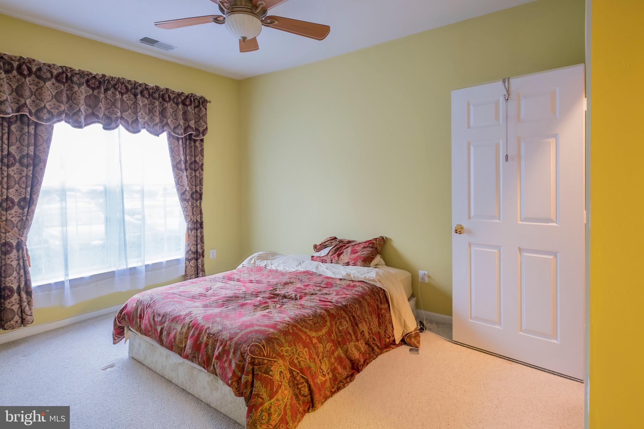 FOUNDERS WALK - Residential Lease