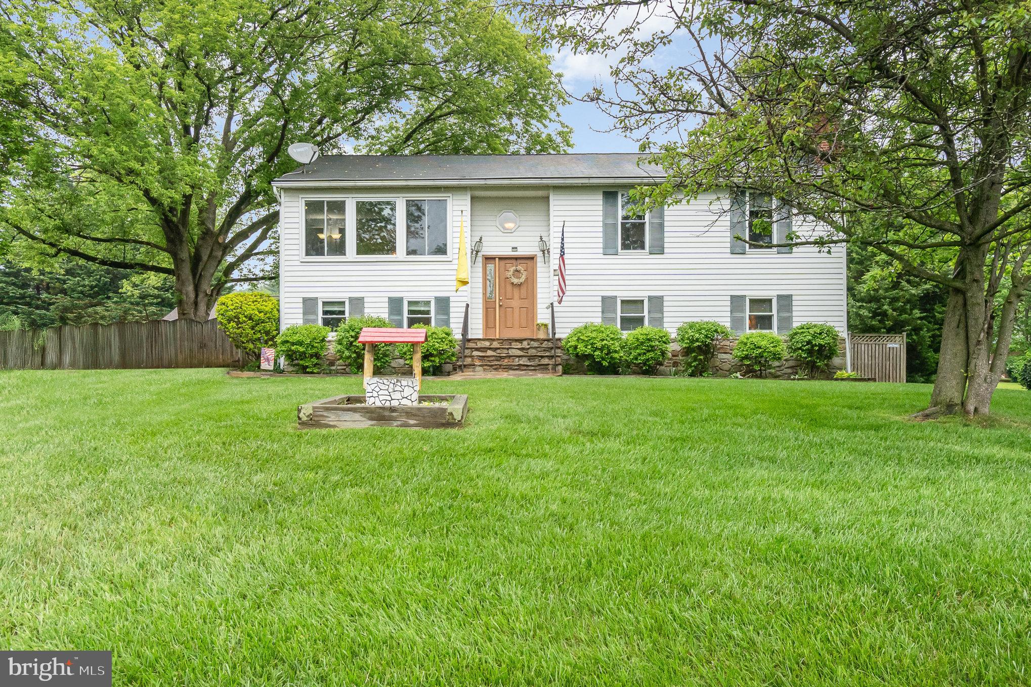 823 RANDOLPH DRIVE