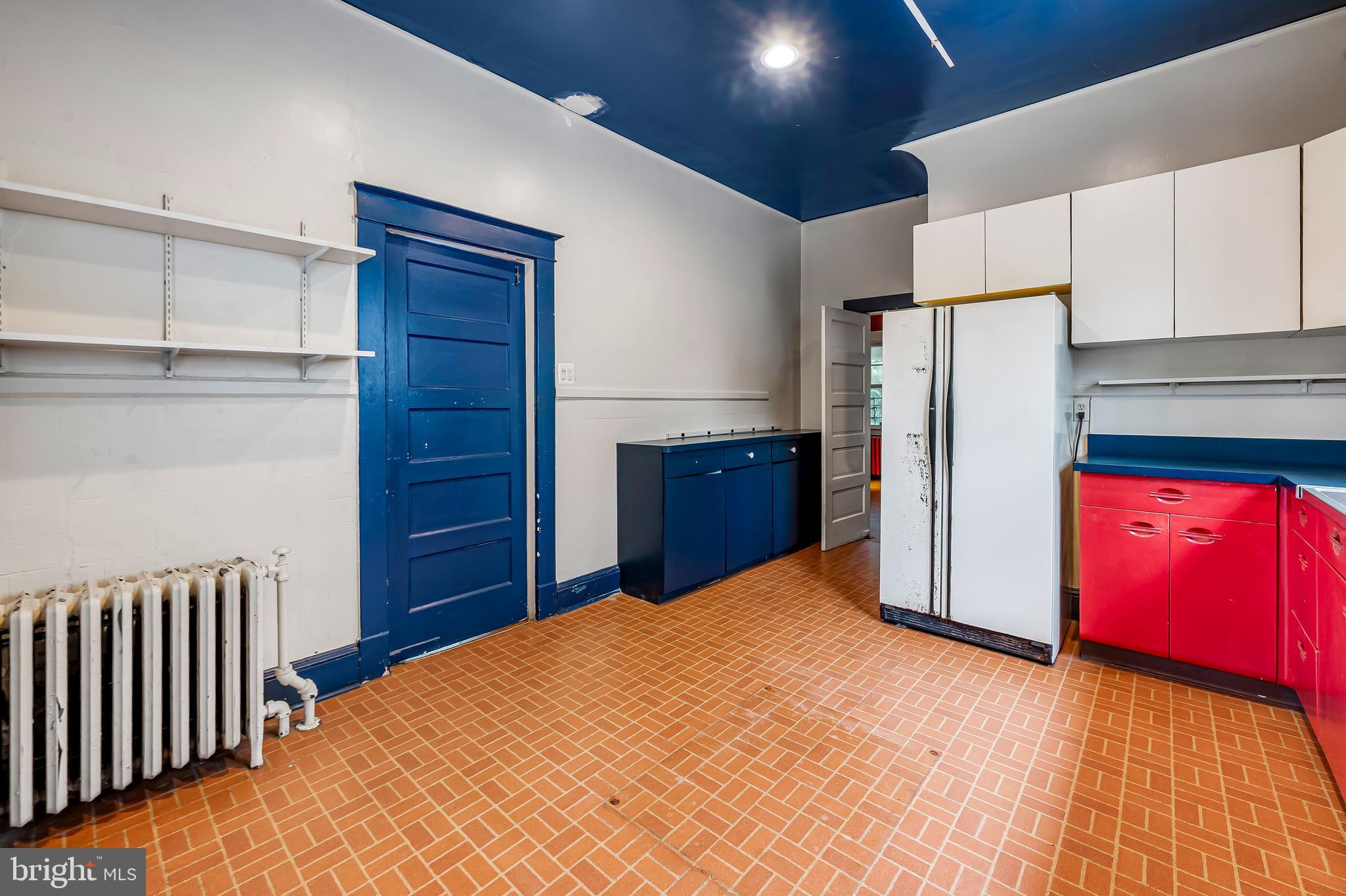 MOUNT WASHINGTON - Residential