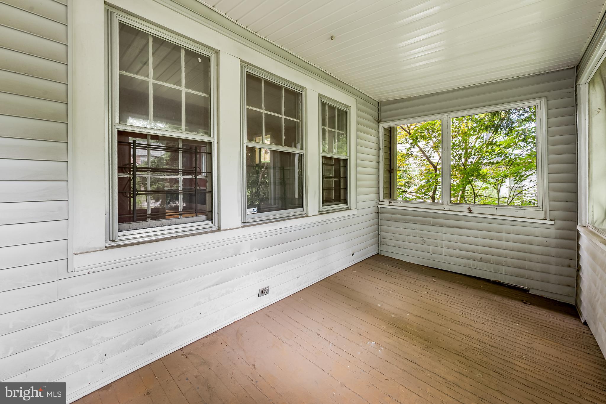 MOUNT WASHINGTON - Residential