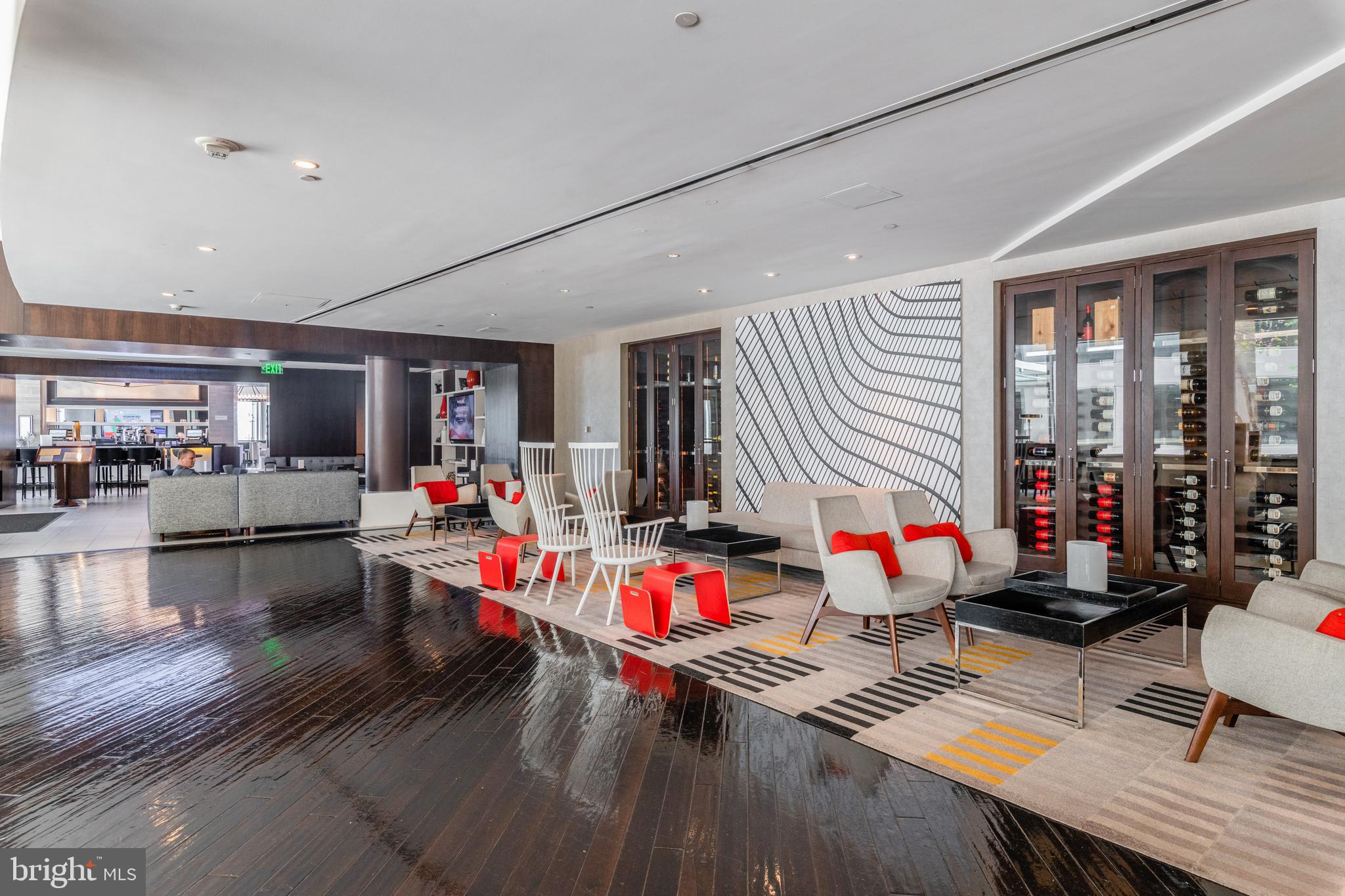 THE WATERVIEW - Residential